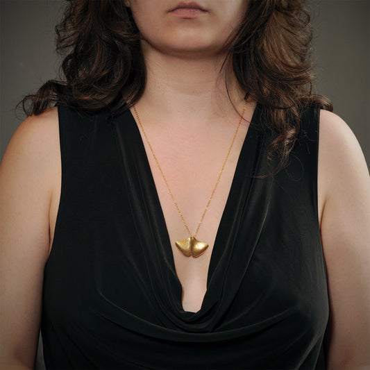 collier de ginkgo ailé