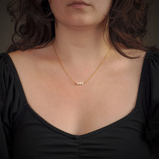 Collier à trois perles
