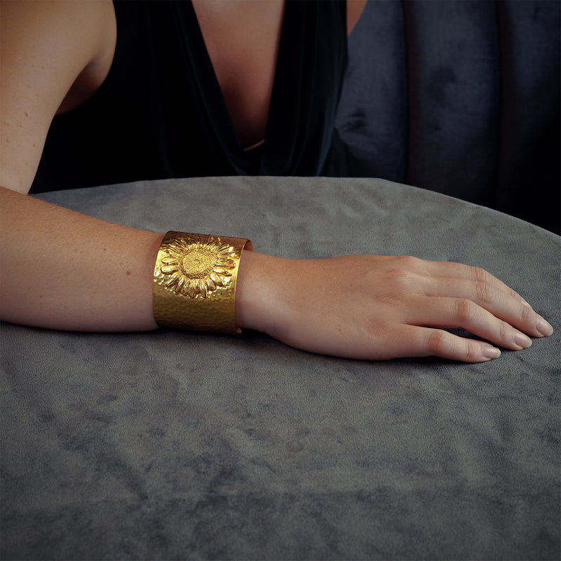 breiter Sonnenblumen-Armreif